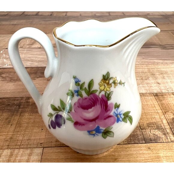 Vintage Jlmenau Henneberg Floral Porcelain Creamer - Picture 2 of 4